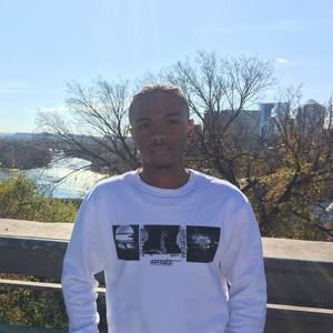 Meet your Posher, Donovan